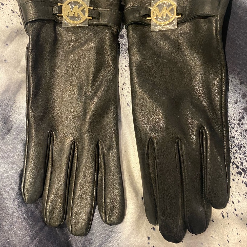 Michael Kors leather gloves